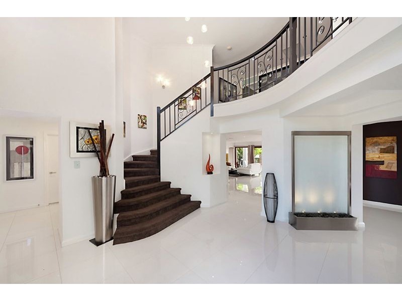 Hope Island QLD 4212