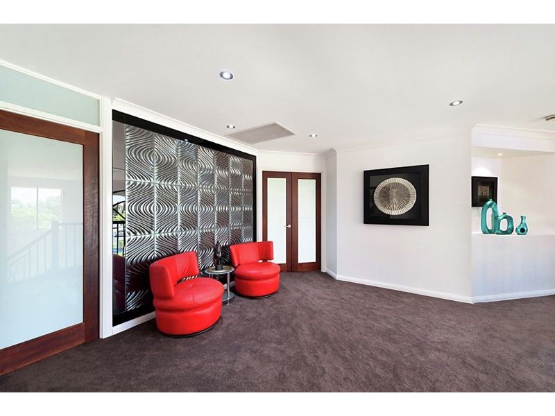 Hope Island QLD 4212