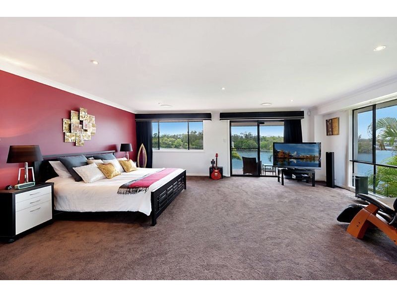 Hope Island QLD 4212