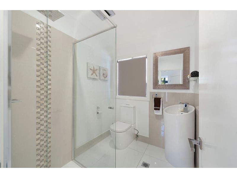 Hope Island QLD 4212