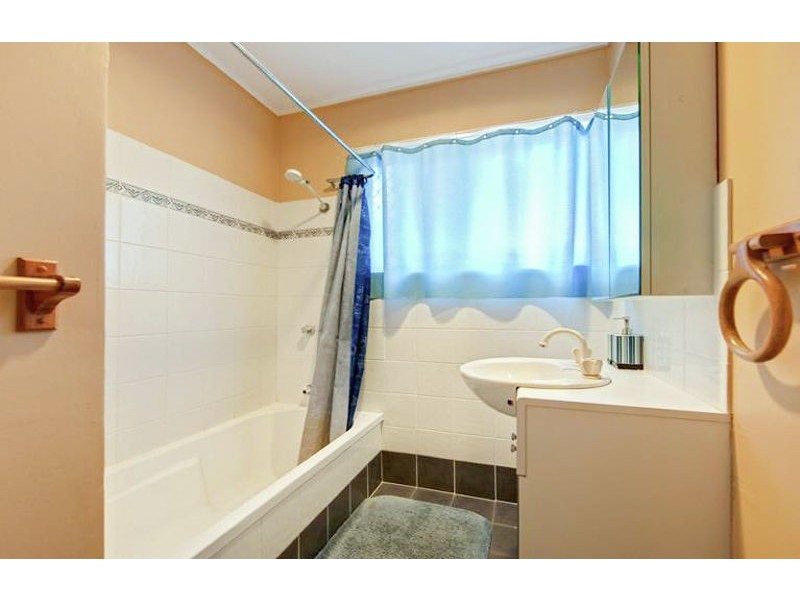 24A St Patrick Ave, Kuraby QLD 4112