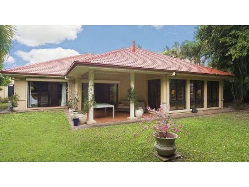 3152 Riverleigh Dr, Hope Island QLD 4212