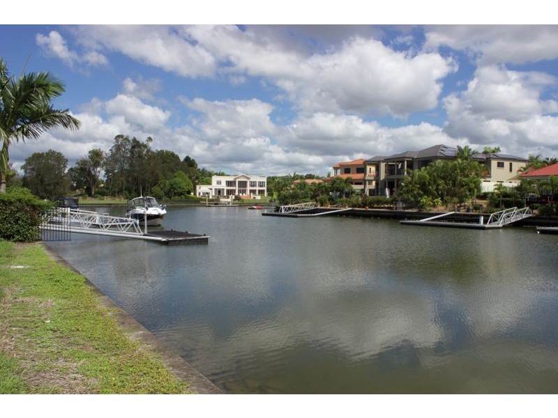 2106 Carlton Cl, Hope Island QLD 4212