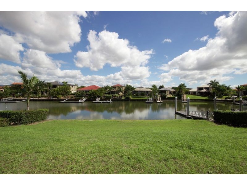 2106 Carlton Cl, Hope Island QLD 4212