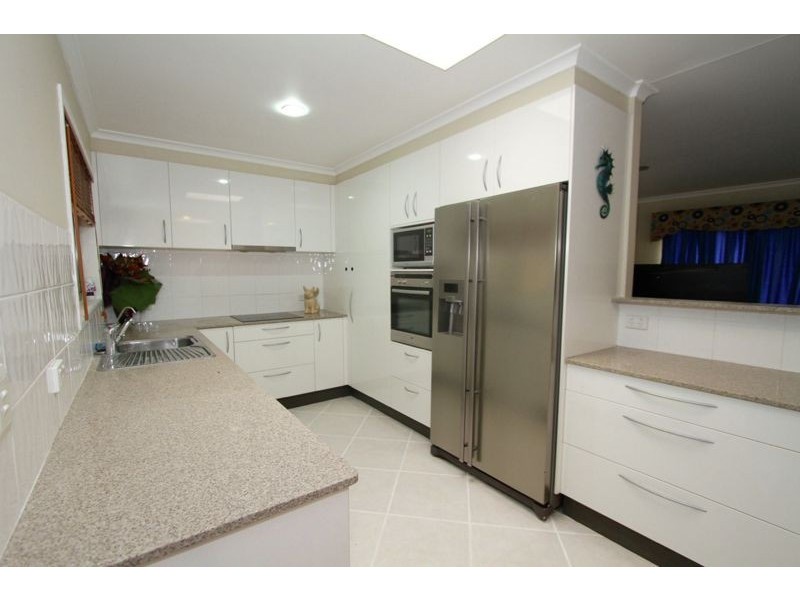 11 Coral Ct, Kippa-ring QLD 4021