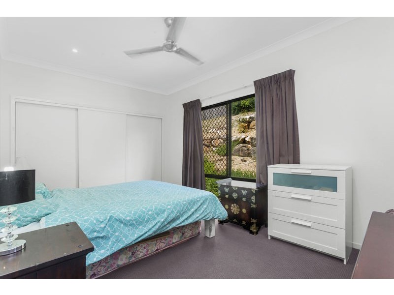 12 Bindarri Close, Waterford QLD 4133