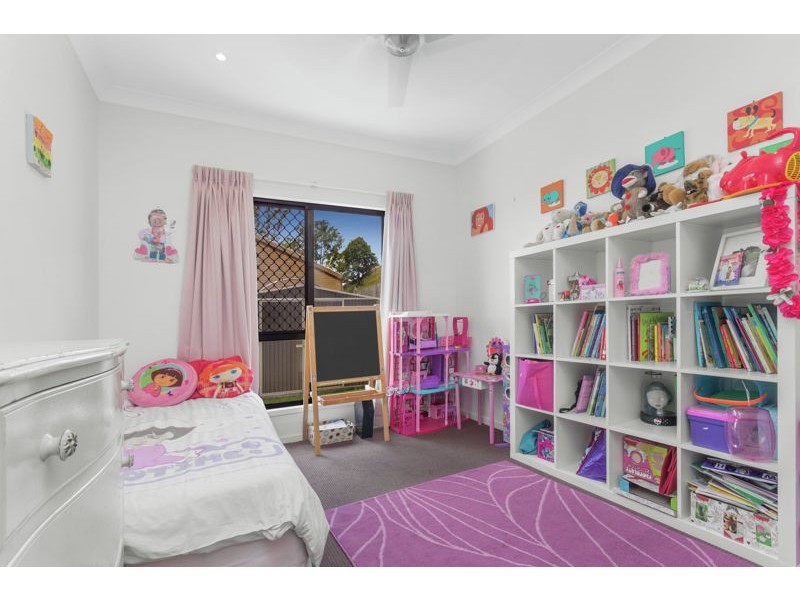 12 Bindarri Close, Waterford QLD 4133