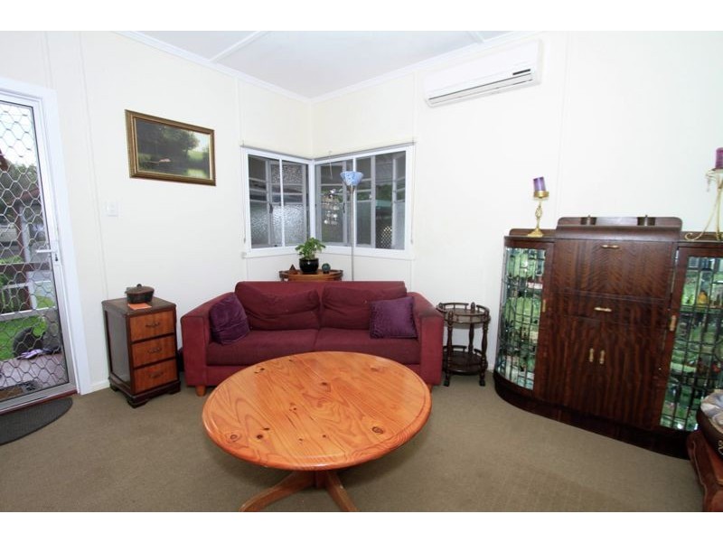 94 Burralong St, Deagon QLD 4017