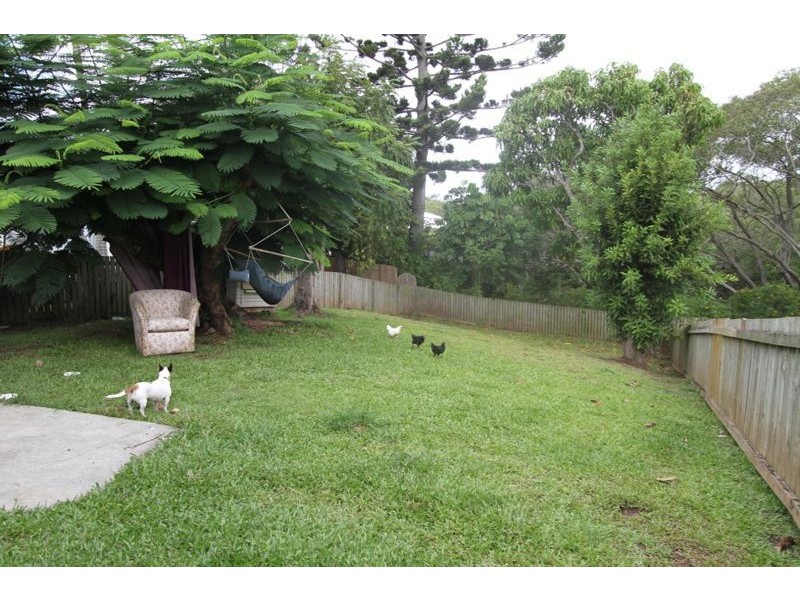 94 Burralong St, Deagon QLD 4017