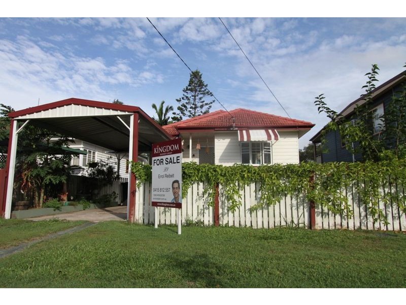 94 Burralong St, Deagon QLD 4017