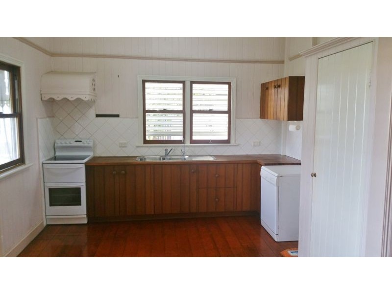 102 Mein Street, Hendra QLD 4011