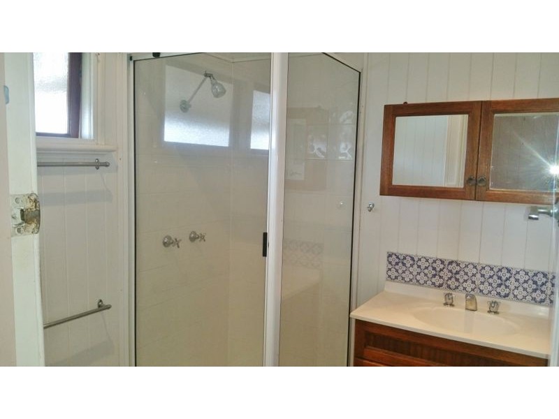 102 Mein Street, Hendra QLD 4011