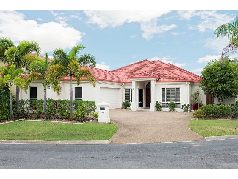 2118 Fernlea Cl, Hope Island QLD 4212