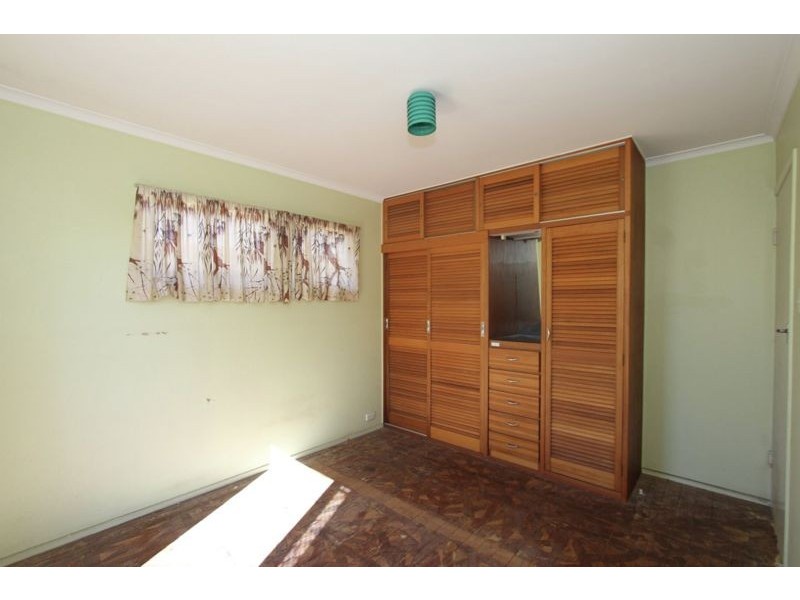 27 Domnick St, Caboolture South QLD 4510
