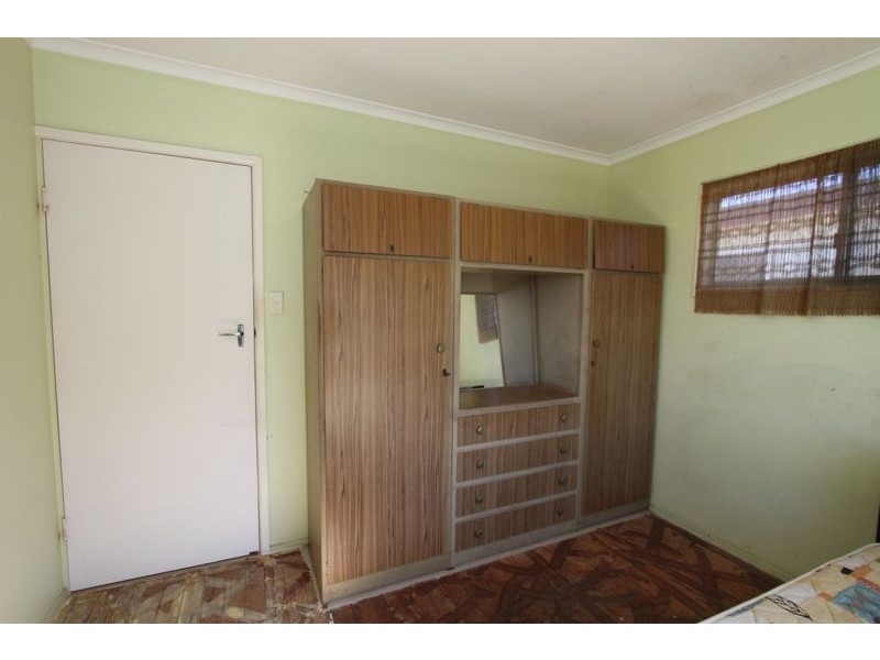 27 Domnick St, Caboolture South QLD 4510