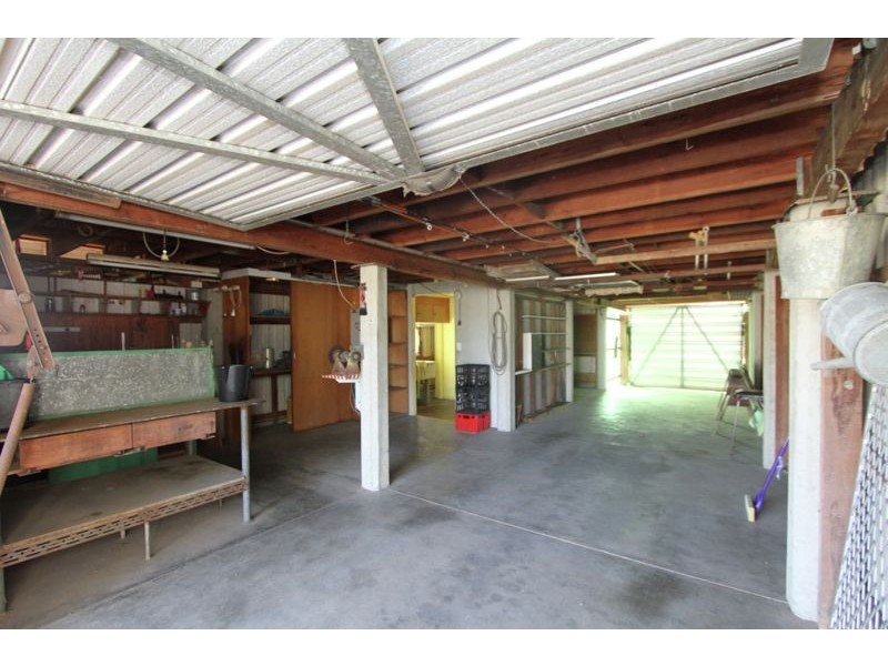 27 Domnick St, Caboolture South QLD 4510