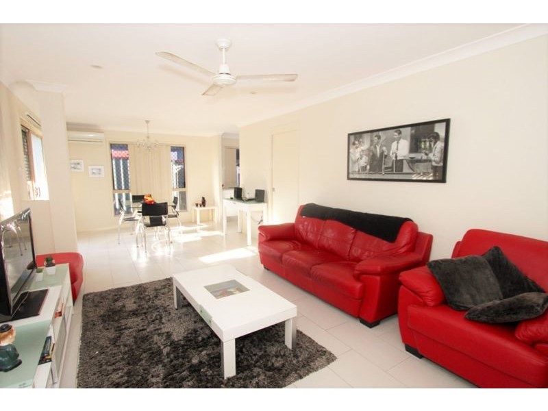 1/5 MacFarlane St, Kippa-ring QLD 4021