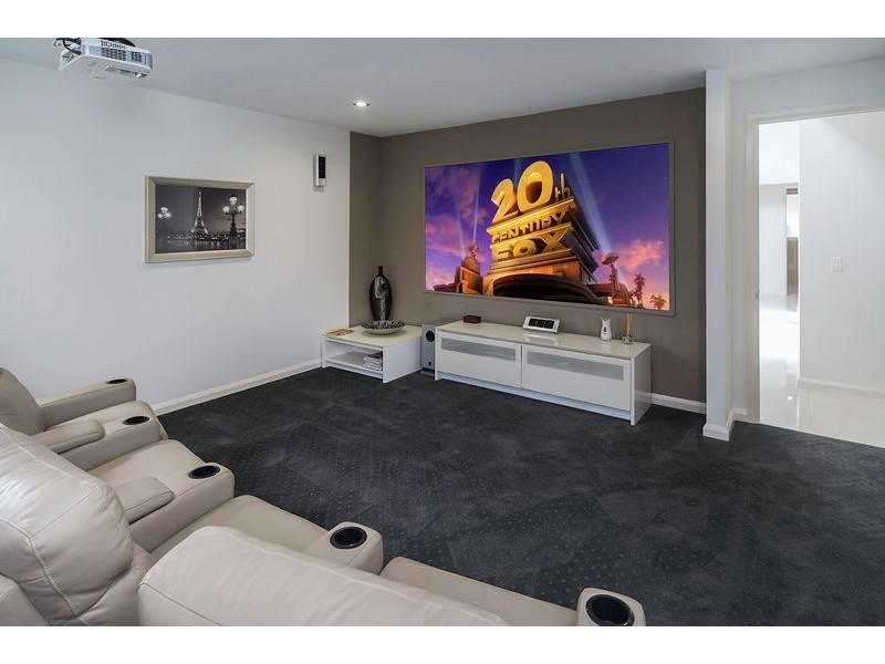 2602 Gracemere Cct North, Hope Island QLD 4212