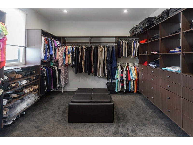 2602 Gracemere Cct North, Hope Island QLD 4212