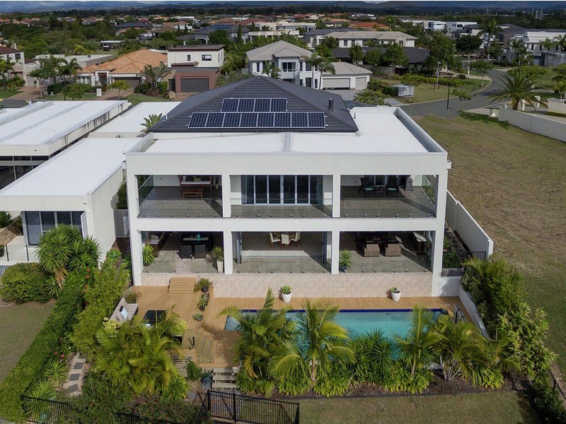 2602 Gracemere Cct North, Hope Island QLD 4212