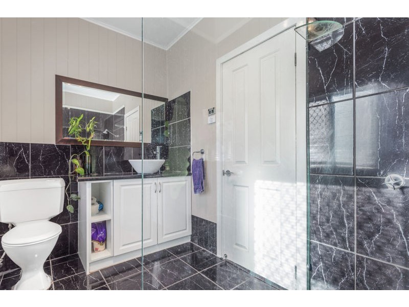 19 Inglis St, Woody Point QLD 4019