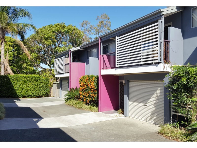 8/13-17 Caroline St, Woody Point QLD 4019