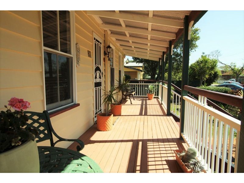 87 Arthur St, Woody Point QLD 4019