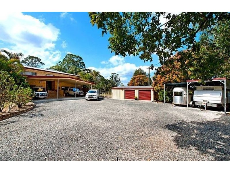 236 Mansfield Rd, Elimbah QLD 4516