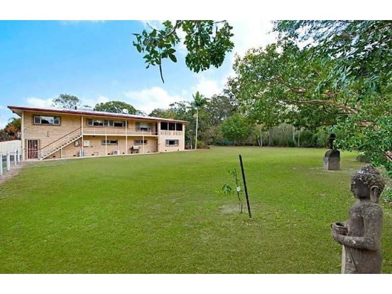 236 Mansfield Rd, Elimbah QLD 4516