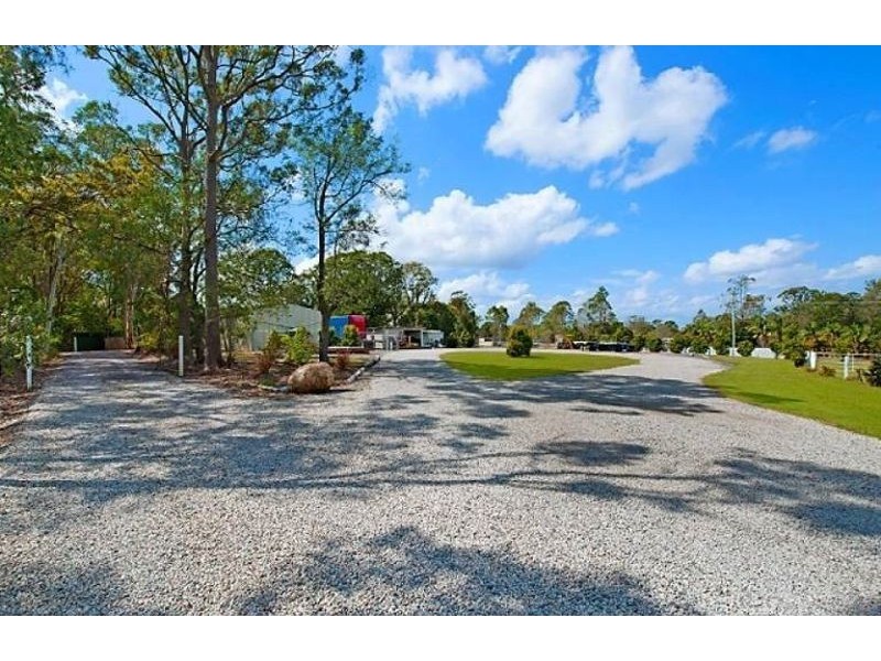 236 Mansfield Rd, Elimbah QLD 4516