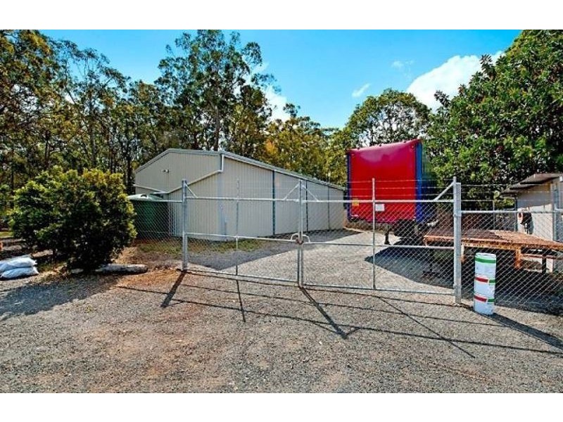 236 Mansfield Rd, Elimbah QLD 4516