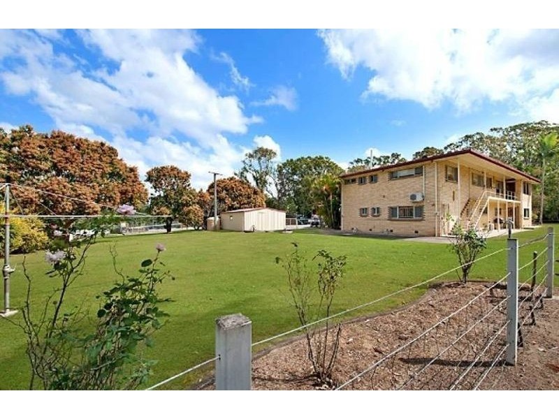 236 Mansfield Rd, Elimbah QLD 4516