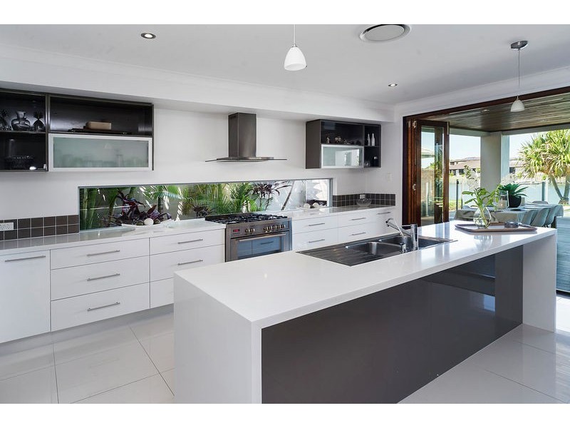 40 The Peninsula, Helensvale QLD 4212