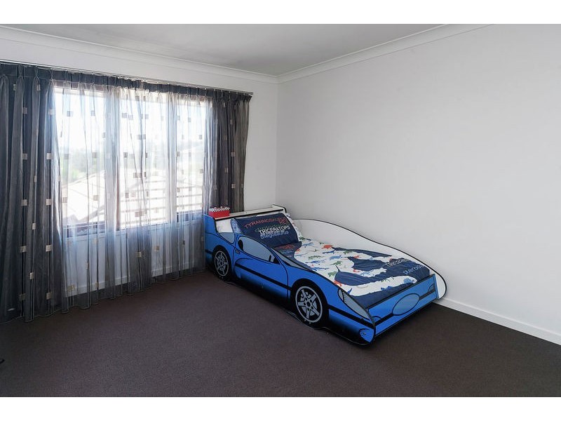 40 The Peninsula, Helensvale QLD 4212