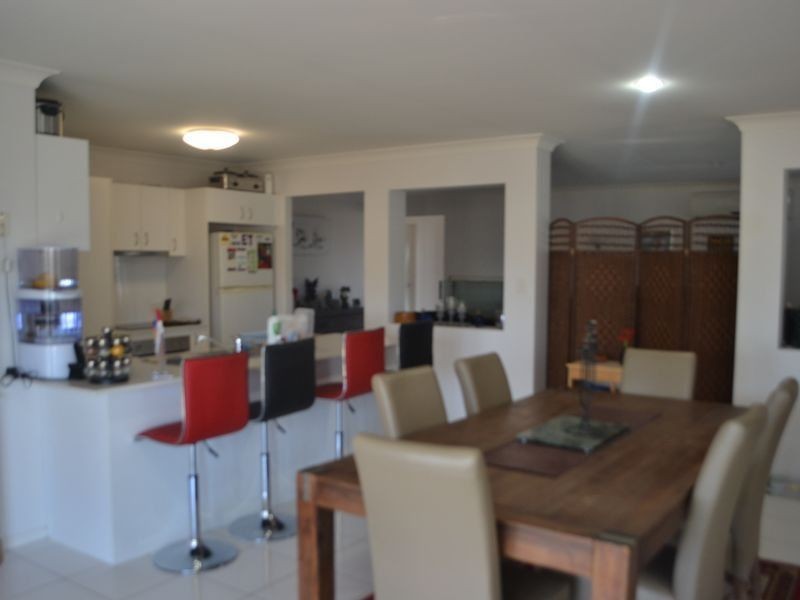 4 Haslingden Park Dr, Lowood QLD 4311
