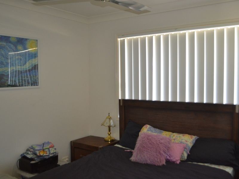 4 Haslingden Park Dr, Lowood QLD 4311