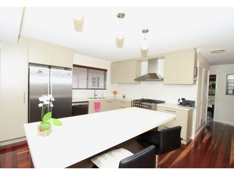 88 Arthur St, Woody Point QLD 4019