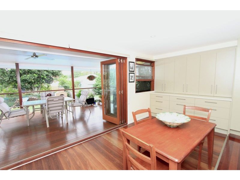 88 Arthur St, Woody Point QLD 4019