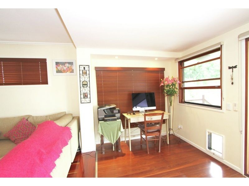 88 Arthur St, Woody Point QLD 4019