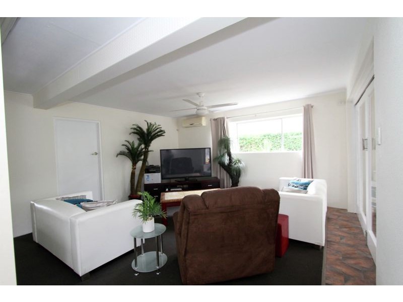 88 Arthur St, Woody Point QLD 4019