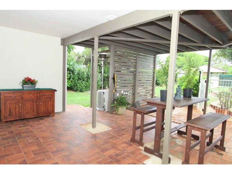 88 Arthur St, Woody Point QLD 4019