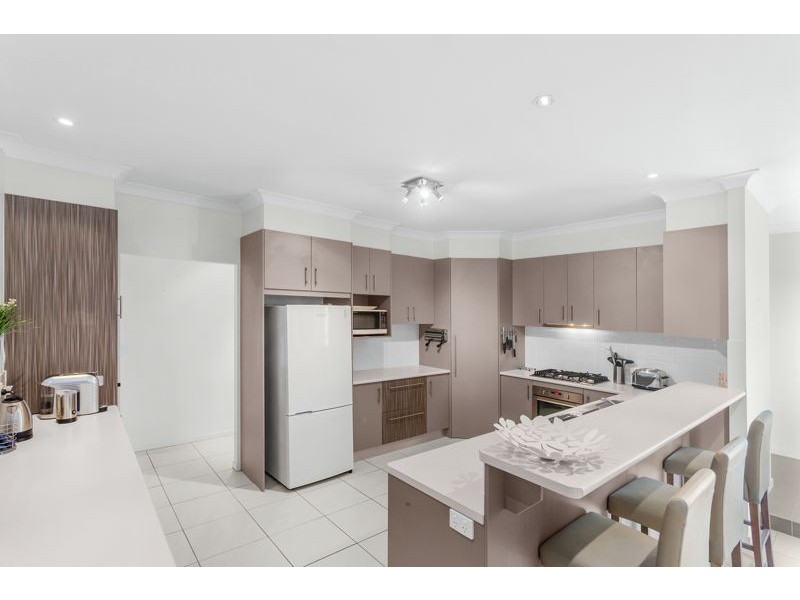 12 Bindarri Close, Waterford QLD 4133