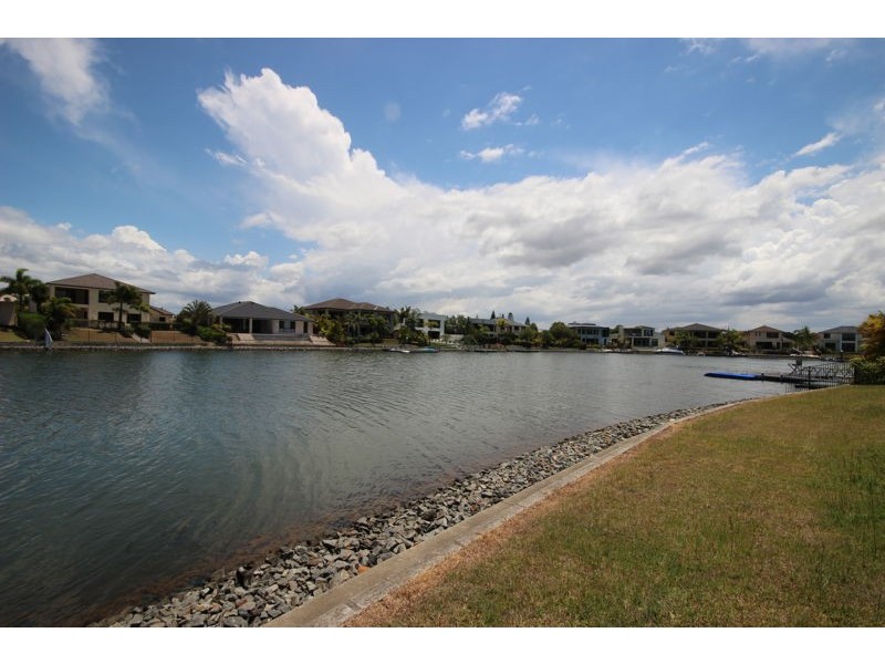 16 Parkview Pl, Helensvale QLD 4212