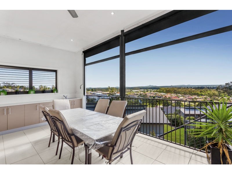 12 Bindarri Close, Waterford QLD 4133