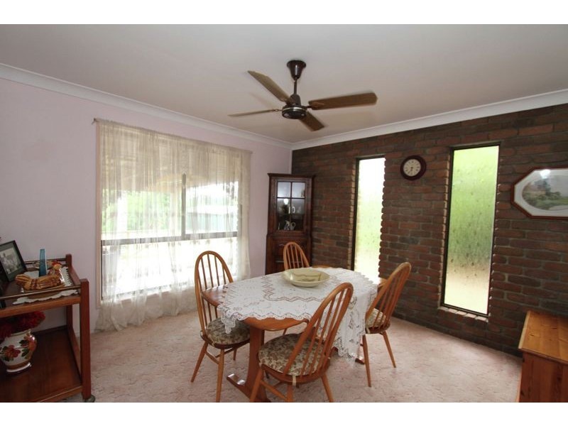 11 Richards Rd, Narangba QLD 4504
