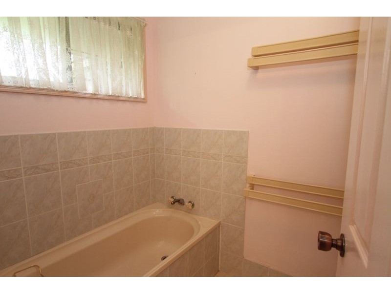 11 Richards Rd, Narangba QLD 4504