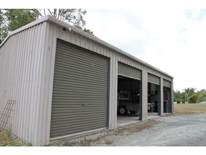 11 Richards Rd, Narangba QLD 4504