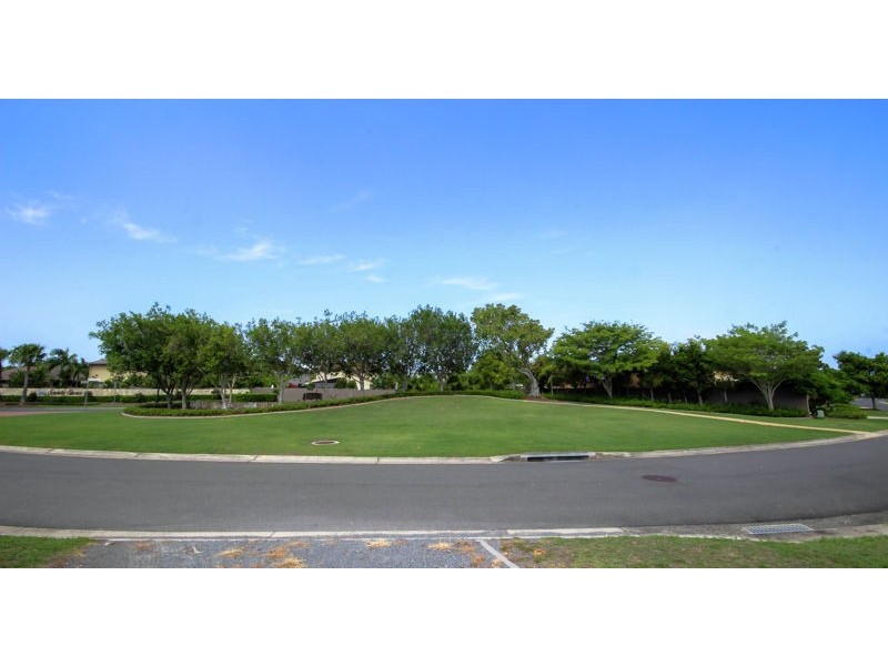 7 Pearl Beach Drive, Helensvale QLD 4212