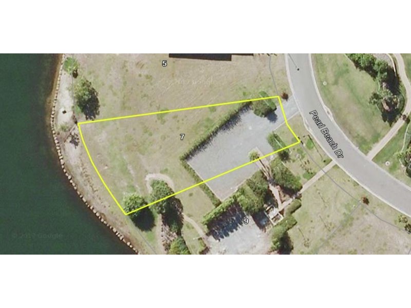 7 Pearl Beach Drive, Helensvale QLD 4212