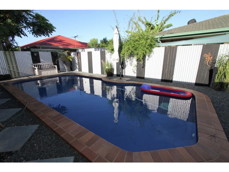 406 Telegraph Rd, Bracken Ridge QLD 4017